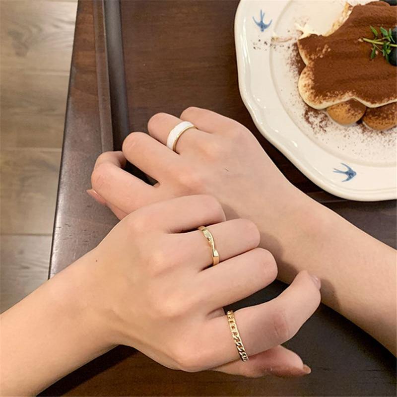 Resizable Hollow Rings Set for Women Punk Metal Geometric Round Finger Ring Fashion Jewelry Female Wedding Bands Party