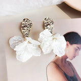 Korean White Shell Flower Petal Drop Earrings For Women New Statement pendientes Trendy Jewelry
