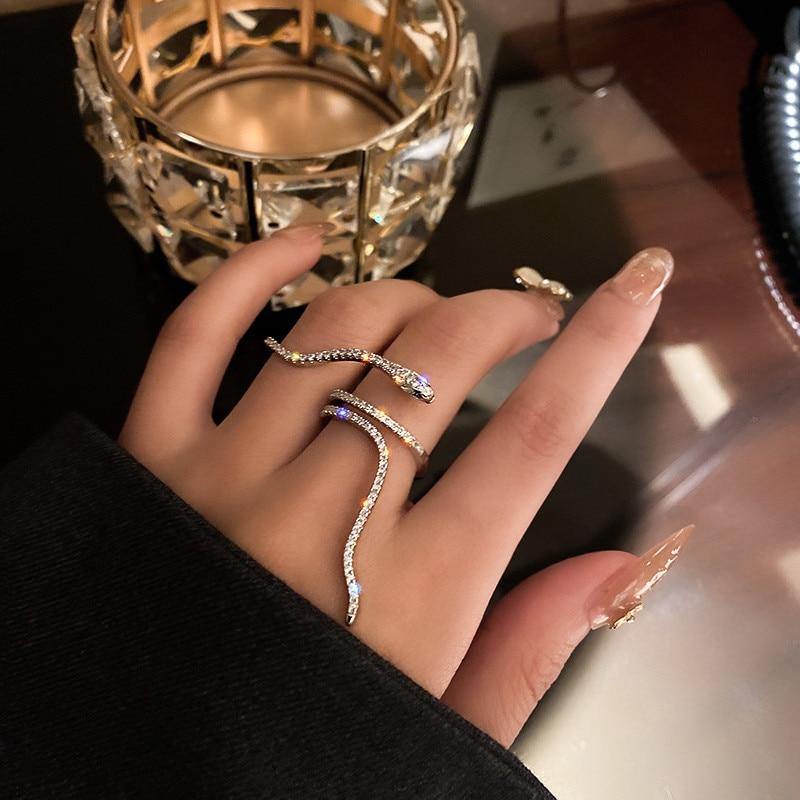 FYUAN Cool Snake Shape Rings for Women Bijoux Adjustable Crystal Rings Weddings Party Jewelry