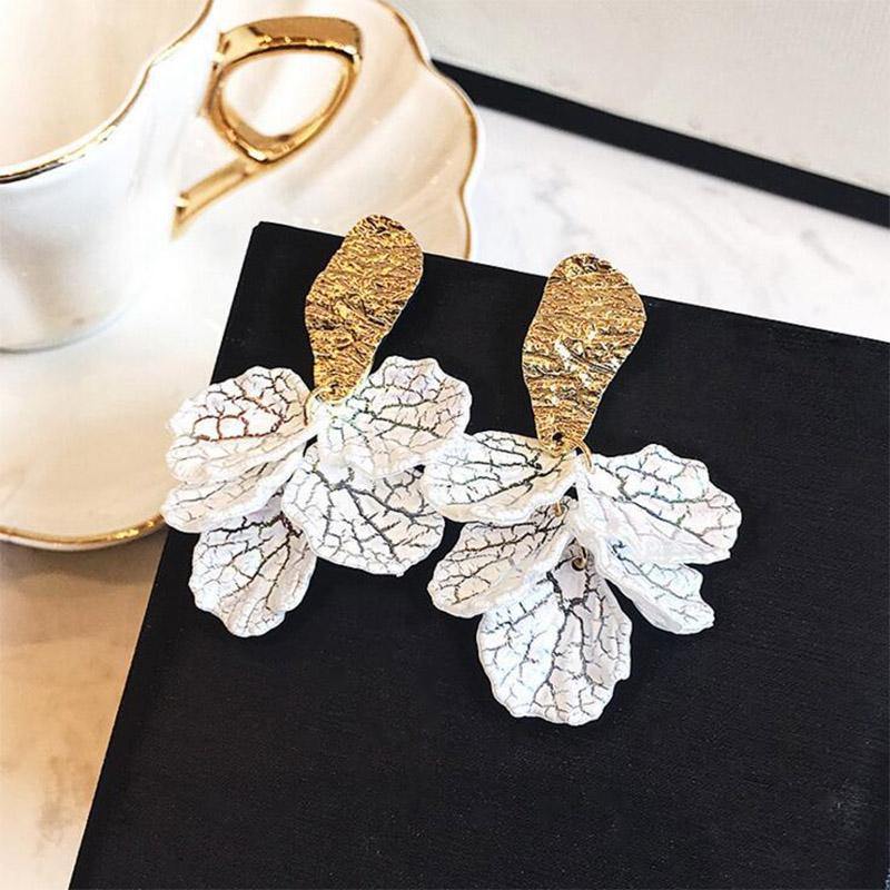 Spanish White Flower Earrings - SLVR Jewelry