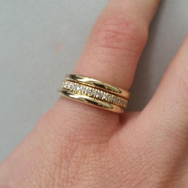 Delicate Middle-Paved Ring